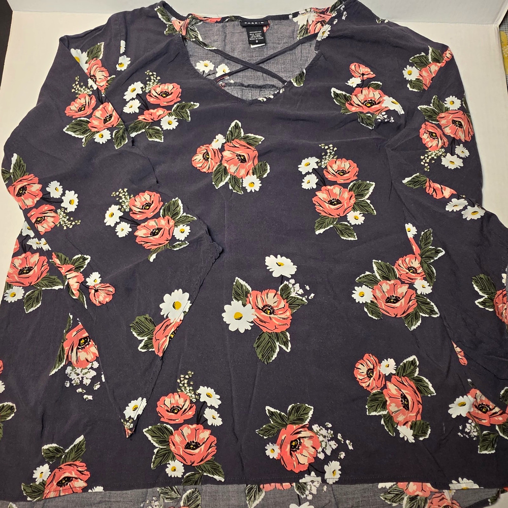 Torrid Floral V-Neck Crisscross Strap Pullover Woven Rayon Blouse Plus 0X